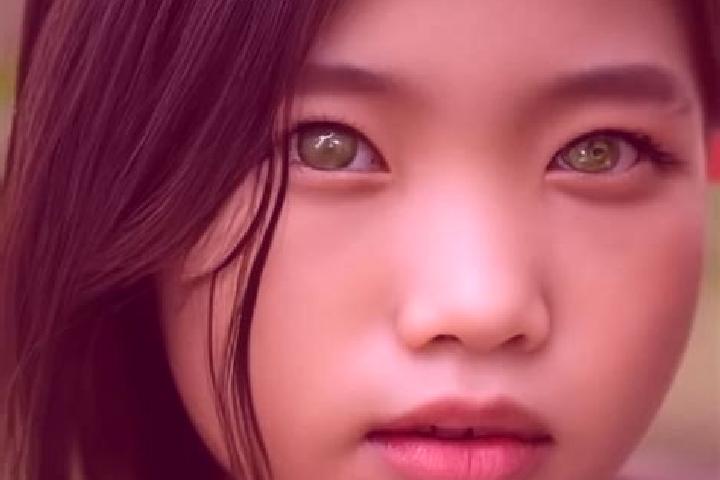 Eleanor, 23, a chestnut green-eyed asian companion based in Filzbach. Offering Massage, Domination, Tantra, Deep French Kissing, Duos. Available for incall a...
