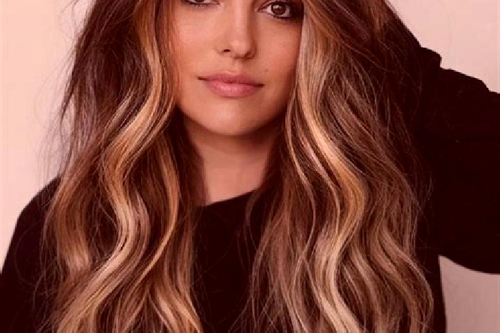 Eleanor, 23, a dark blonde brown-eyed mediterranean companion based in Marriott-Slaterville. Offering Fetish, Erotic Massage, Party Girl, Travel Companion, D...