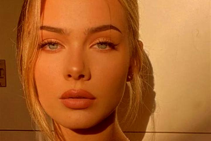 Eleanor, 23, a dark blonde dark-eyed european companion based in Quemada. Offering Travel Companion, A-Level. Available for incall and outcall, day and eveni...