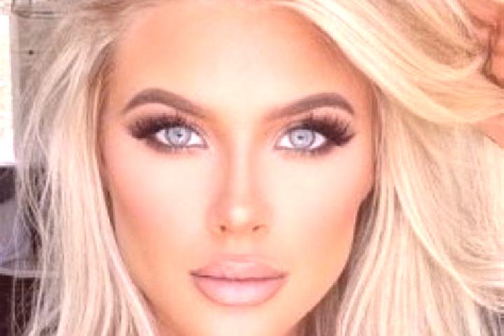 Eleanor, 23, a platinum blonde hazel-eyed indian companion based in Xichu. Offering Couples, Striptease, Party Girl, Domination. Available for incall and out...