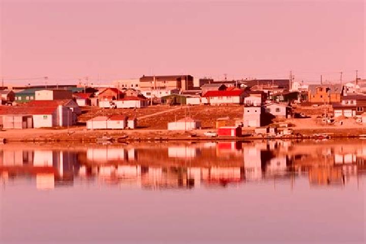 Eleanor, 23 — Escort in Cambridge Bay, Canada