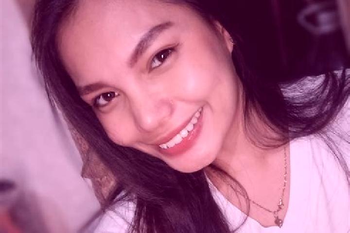 Eleanor, 23 — Escort in Capuluan, Philippines