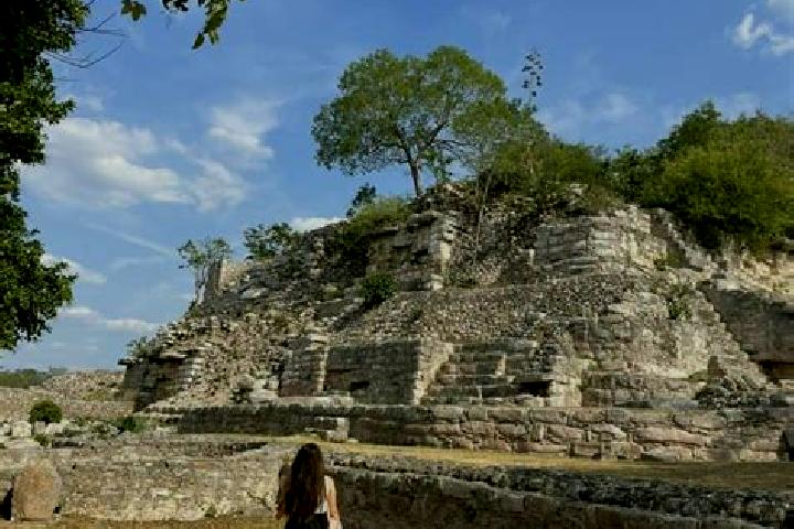 Eleanor, 23 — Escort in Cholul, Mexico