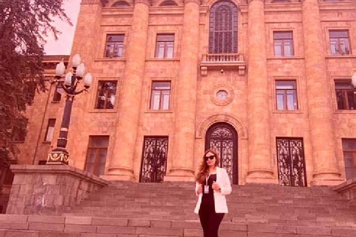 Eleanor, 23 — Escort in Jil, Armenia