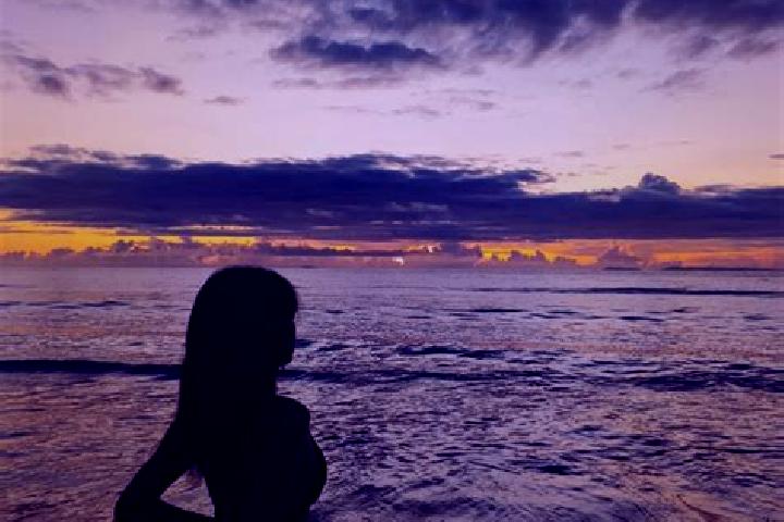 Eleanor, 23 — Escort in Luze, Czech Republic
