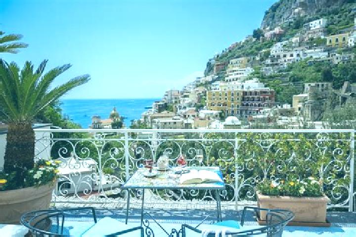 Eleanor, 23 — Escort in San Prisco, Italy