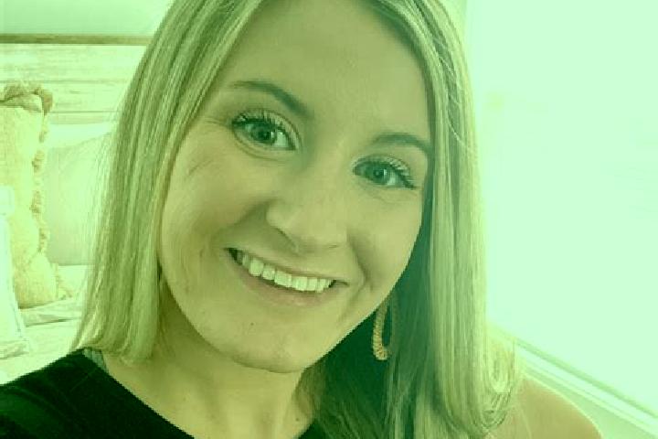 Eleanor, 23 — Escort in Sunfield, United States