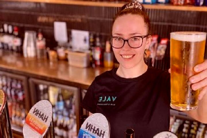 Eleanor, 23 — Escort in Yangebup, Australia