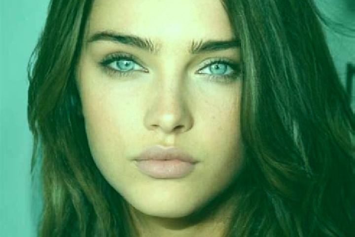 Eleanor, 24, a black brown-eyed mixed companion based in Pniewy. Offering Girlfriend Experience, A-Level, Dinner Date, GFE, Duos. Available for incall and ou...