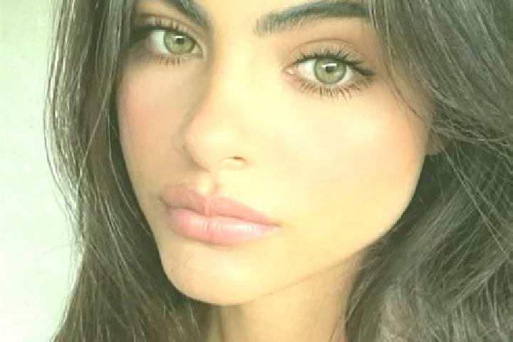 Eleanor, 24, a brunette grey-eyed indian companion based in Bylbasivka. Offering Dinner Date, Tantra, Prostate Massage, Duos. Available for incall and outcal...