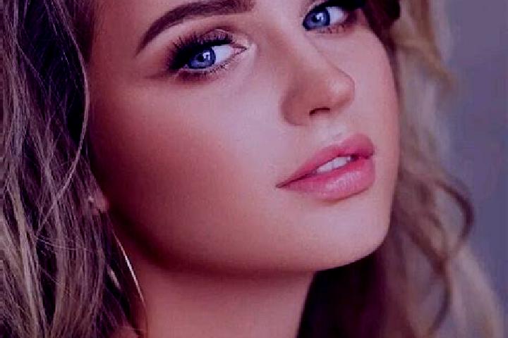 Eleanor, 24, a dark blonde blue-eyed mediterranean companion based in Myingyan. Offering Fetish, A-Level, Travel Companion. Available for incall and outcall,...
