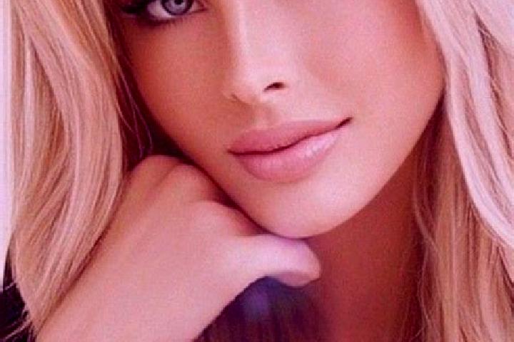 Eleanor, 24, a dark blonde dark-eyed caucasian companion based in Los Mancera. Offering Prostate Massage, Deep French Kissing, OWO, Striptease. Available for...