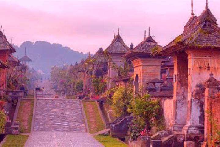 Eleanor, 24 — Escort in Bualu, Indonesia