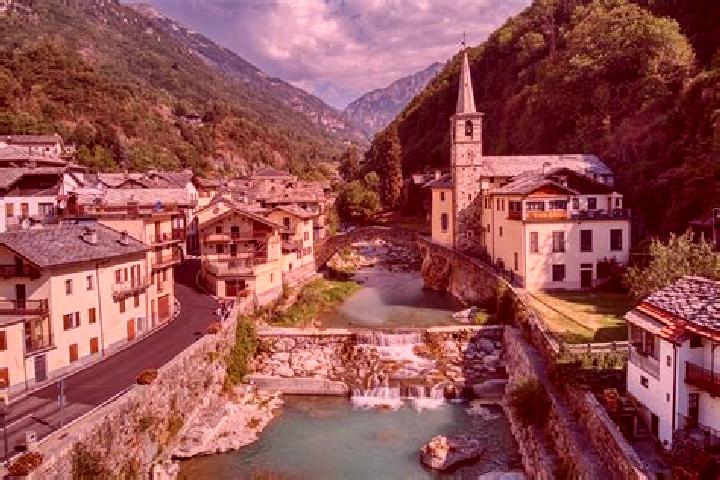 Eleanor, 24 — Escort in Fontainemore, Italy