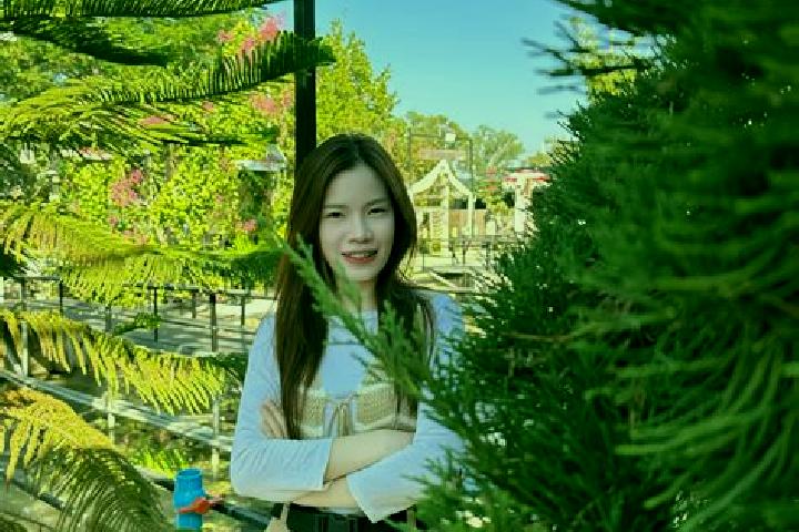 Eleanor, 24 — Escort in Juam, South Korea