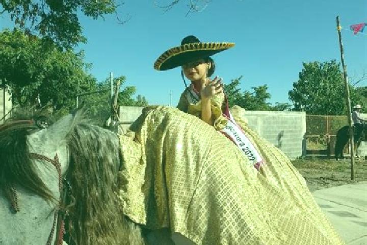 Eleanor, 24 — Escort in Juan Aldama (El Tigre), Mexico