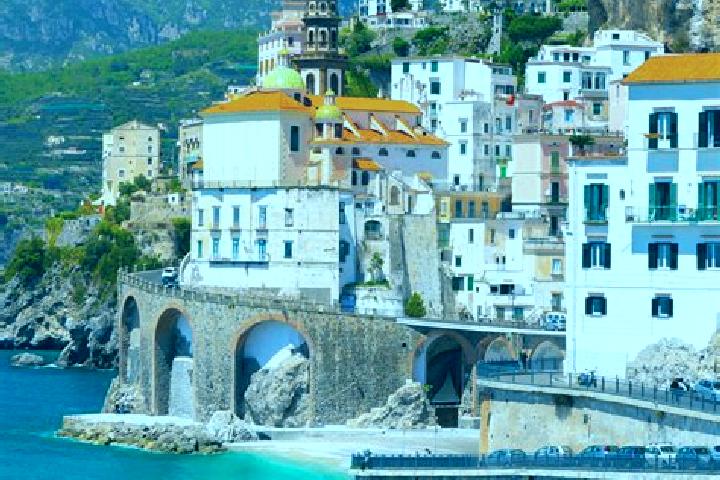 Eleanor, 24 — Escort in Maddaloni, Italy