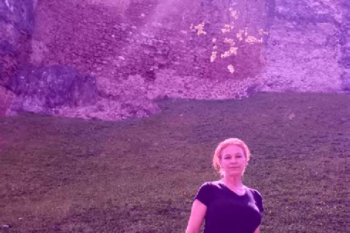 Eleanor, 24 — Escort in Medzilaborce, Slovakia