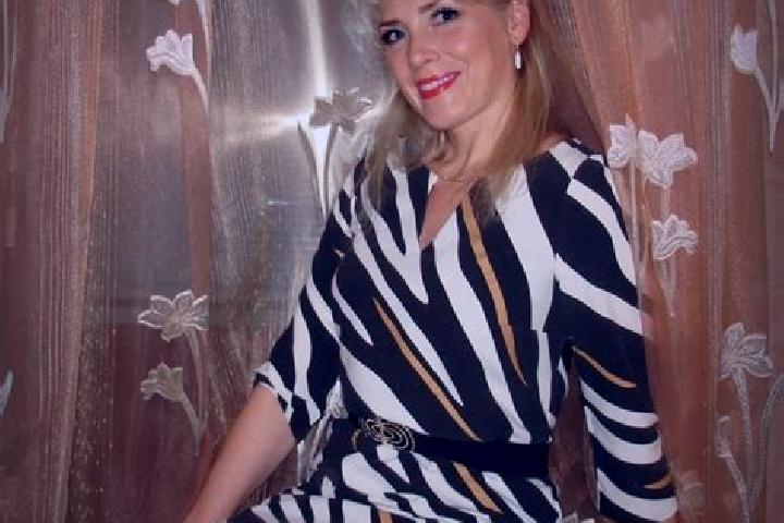 Eleanor, 24 — Escort in Namyslow, Poland
