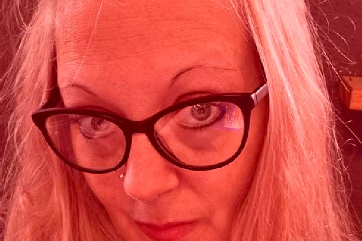 Eleanor, 24 — Escort in Ralls, United States