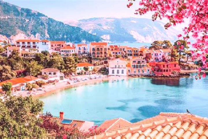 Eleanor, 24 — Escort in Vafiochori, Greece
