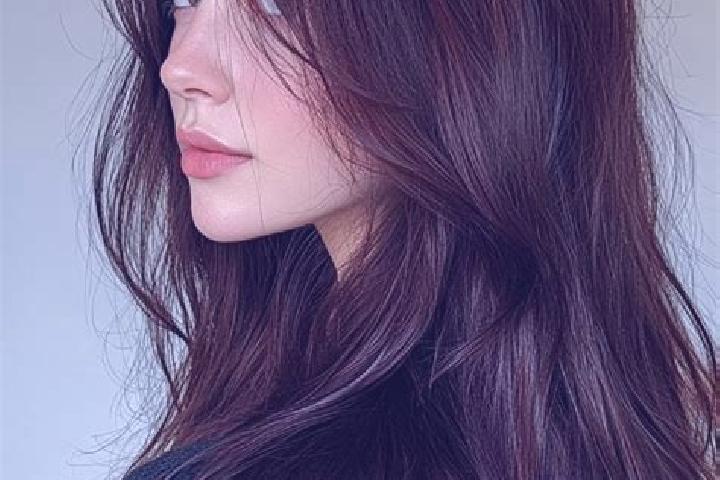 Eleanor, 25, a auburn brown-eyed asian companion based in Kopen. Offering Striptease, Prostate Massage, Girlfriend Experience, Couples, Fetish. Available for...