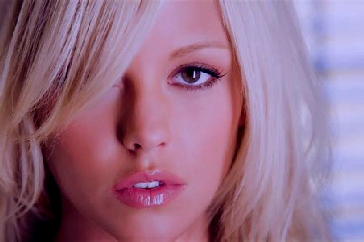 Eleanor, 25, a blonde brown-eyed middle eastern companion based in Koemuerlue. Offering Travel Companion, Prostate Massage, A-Level. Available for incall and...