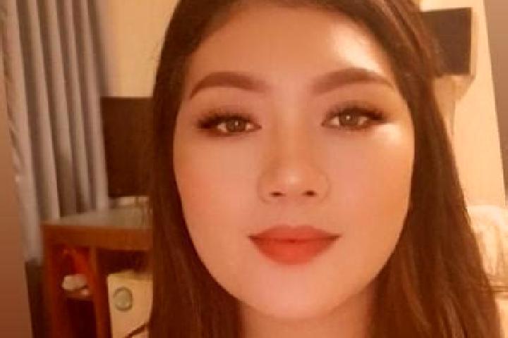 Eleanor, 25, a brunette amber-eyed asian companion based in Rantigny. Offering Prostate Massage, Travel Companion, Erotic Massage. Available for incall and o...