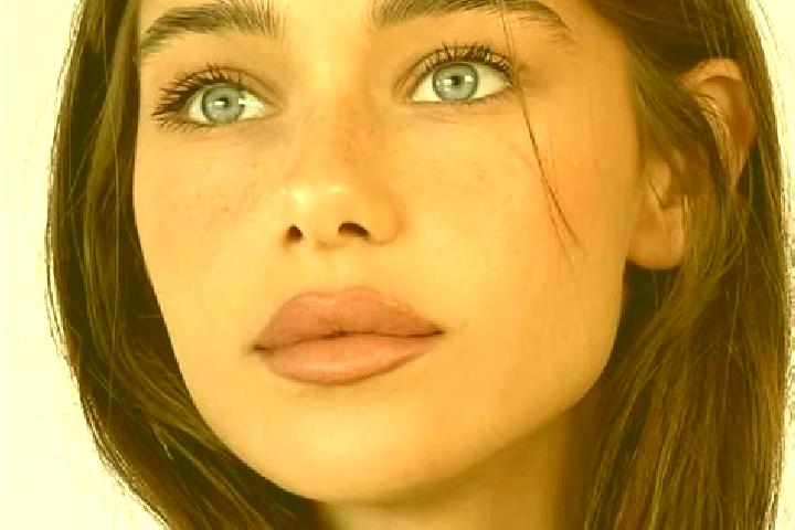 Eleanor, 25, a brunette grey-eyed asian companion based in Le Pechereau. Offering Girlfriend Experience, CIM, Erotic Massage, Overnight. Available for incall...