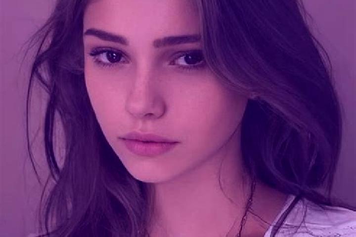 Eleanor, 25, a chestnut grey-eyed slavic companion based in La Ascencion. Offering Erotic Massage, Domination, 69, OWO, Deep French Kissing. Available for in...