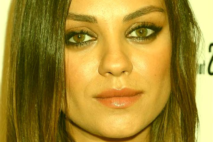 Eleanor, 25, a dark blonde hazel-eyed mediterranean companion based in Centreville. Offering Couples, Deep French Kissing, OWO, Massage, Roleplay. Available ...