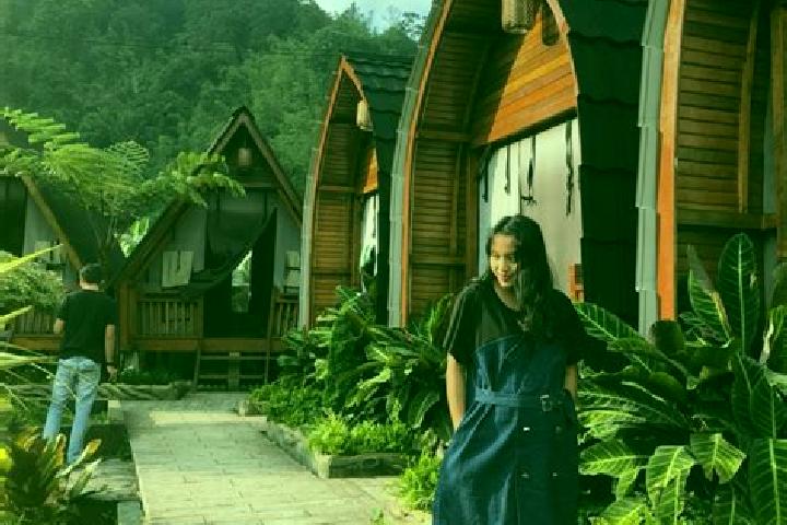 Eleanor, 25 — Escort in Kabanjahe, Indonesia