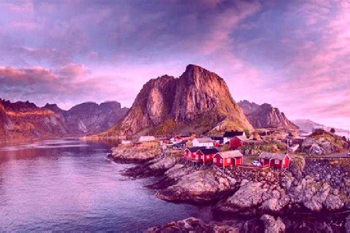 Eleanor, 25 — Escort in Leknes, Norway
