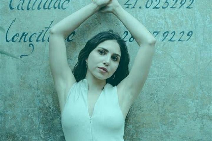 Eleanor, 25 — Escort in Madonna del Piano, Italy