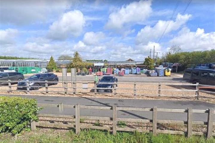 Eleanor, 25 — Escort in Manton, United Kingdom