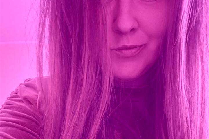 Eleanor, 25 — Escort in Psary, Czech Republic