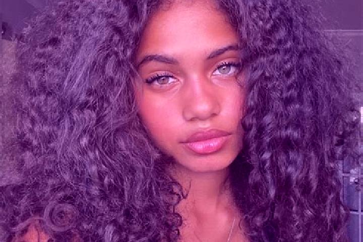 Eleanor, 26, a black brown-eyed ebony companion based in Cachoeira do Arari. Offering CIM, Domination, Party Girl, Girlfriend Experience. Available for incal...