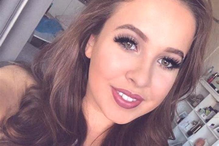 Eleanor, 26, a black brown-eyed mediterranean companion based in Wassa-Akropong. Offering Fetish, Couples, Striptease, Roleplay. Available for incall and out...