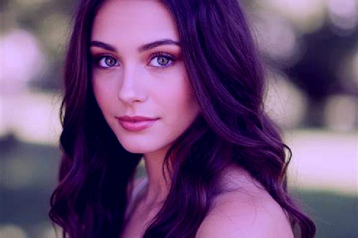 Eleanor, 26, a brunette hazel-eyed caucasian companion based in Salmanshahr. Offering Girlfriend Experience, Travel Companion, CIM. Available for incall and ...