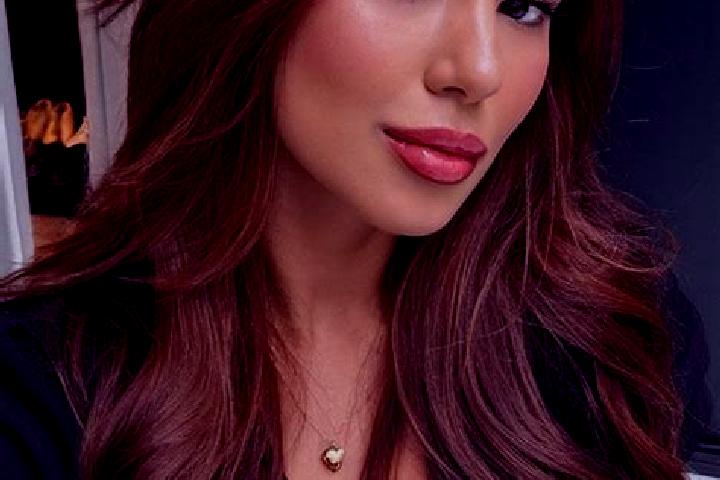 Eleanor, 26, a chestnut brown-eyed latina companion based in Mostafaabad. Offering GFE, Couples, Fetish. Available for incall and outcall, overnight bookings...