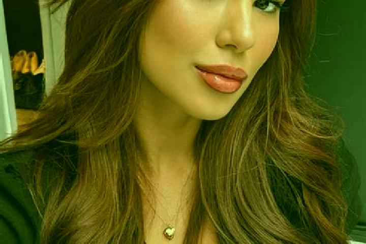 Eleanor, 26, a chestnut dark-eyed asian companion based in Tman. Offering Prostate Massage, Fetish, BDSM, Domination, Dinner Date. Available for incall and o...