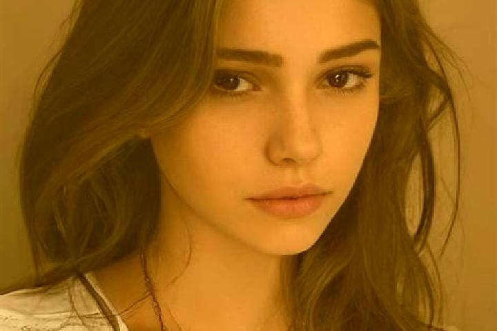 Eleanor, 26, a chestnut grey-eyed slavic companion based in Sevenmile. Offering Roleplay, Erotic Massage, 69. Available for incall and outcall, overnight boo...