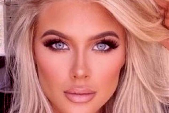 Eleanor, 26, a platinum blonde green-eyed caucasian companion based in Shaochang Zhen. Offering Erotic Massage, Prostate Massage, Dinner Date, Fetish, Girlfr...