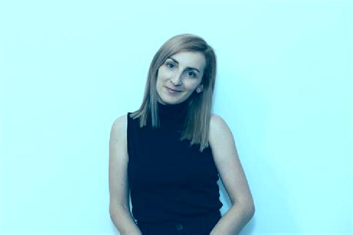 Eleanor, 26 — Escort in Criseni, Romania