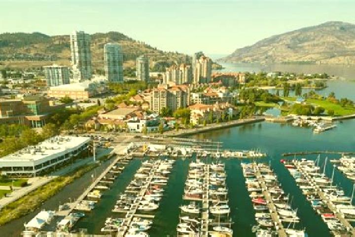 Eleanor, 26 — Escort in Kelowna, Canada