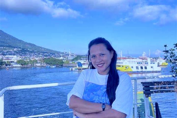 Eleanor, 26 — Escort in Maba, Indonesia