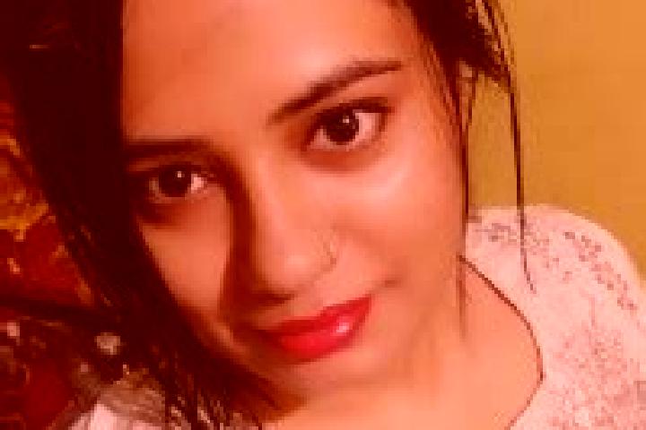 Eleanor, 26 — Escort in Mauranwan, India