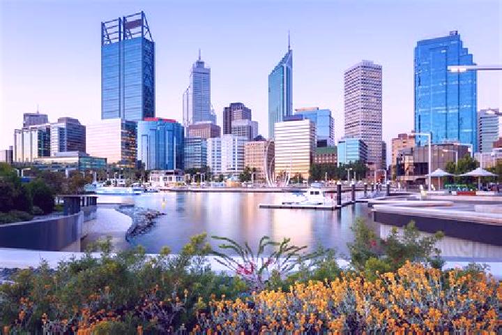 Eleanor, 26 — Escort in Perth, United States