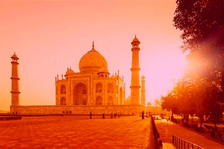 Eleanor, 26 — Escort in Taj Pul, India