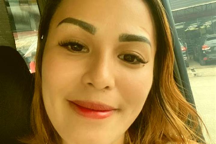 Eleanor, 26 — Escort in Tambulig, Philippines